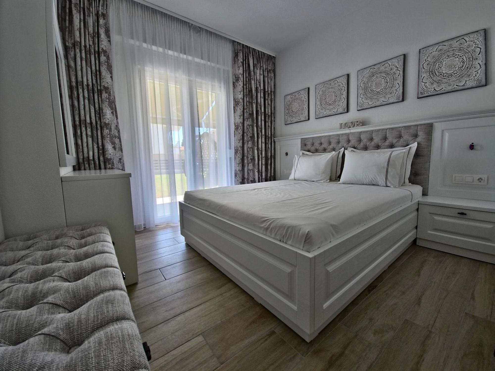 Royal Apartments - Nikiti Luaran gambar
